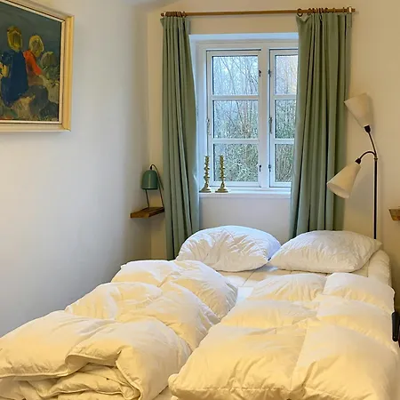 בית נופש Thatched Near Dronningmølle