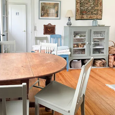 Thatched Near Дом отдыха *